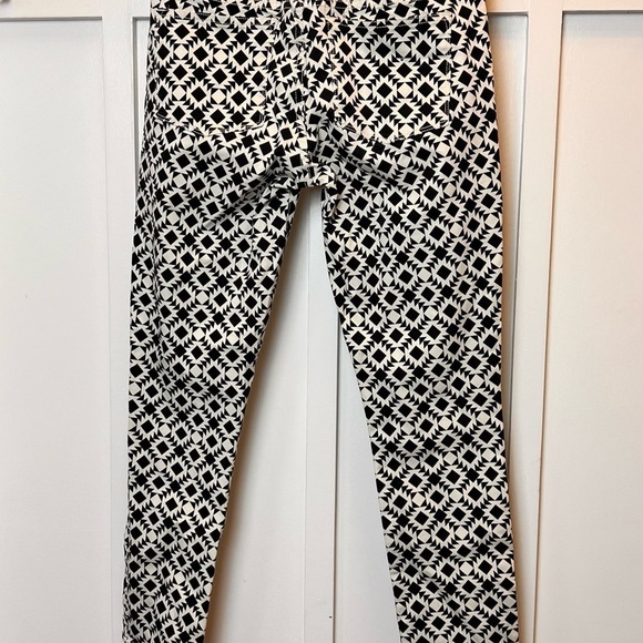 J Crew Toothpick Ankle Skinny Jeans Aztec Print Womens (28) Waist 30" Inseam 26" - Picture 5 of 8